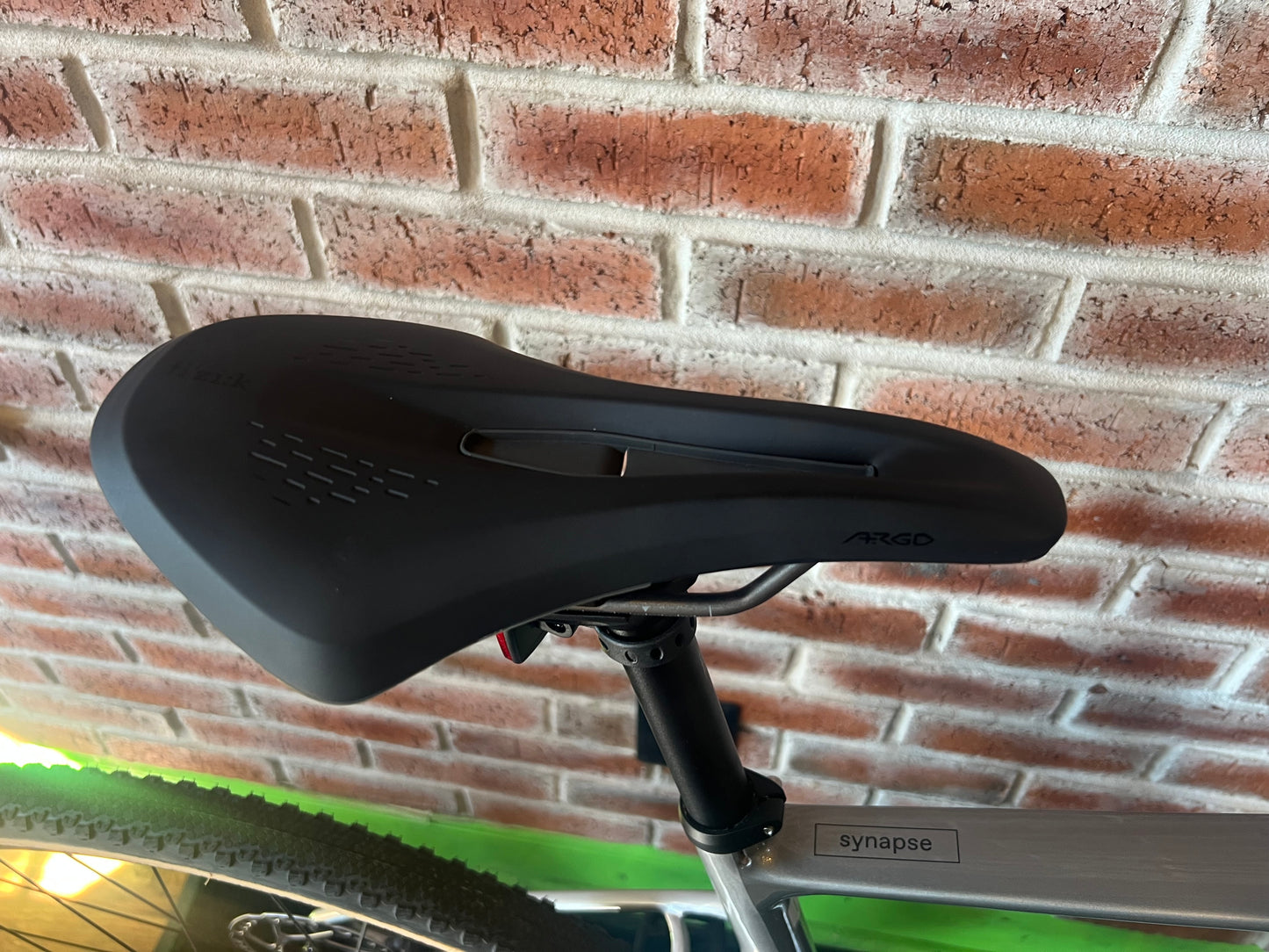 2025 Cannondale 700 U Synapse Neo AllRoad 2 eBike