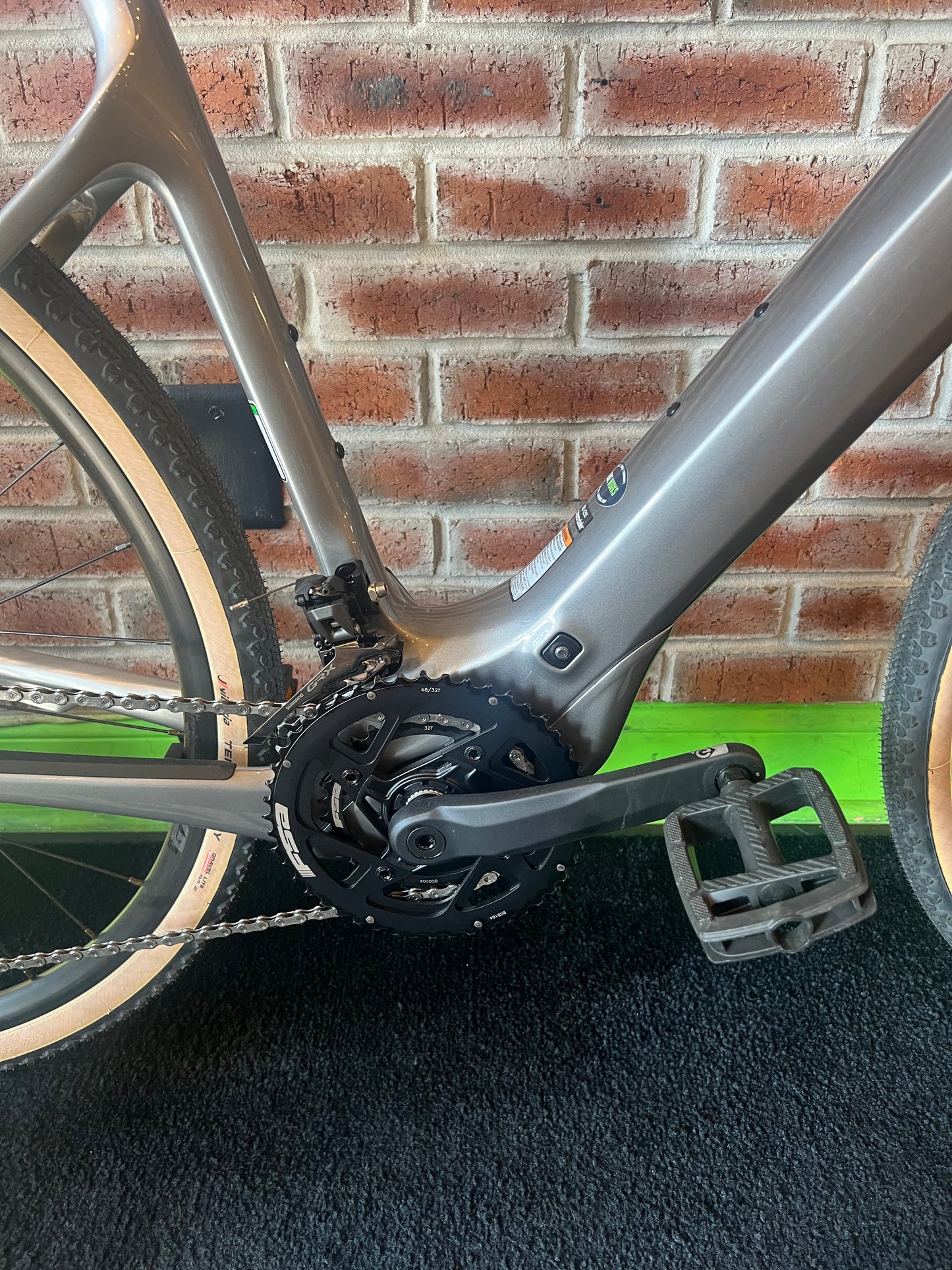 2025 Cannondale 700 U Synapse Neo AllRoad 2 eBike